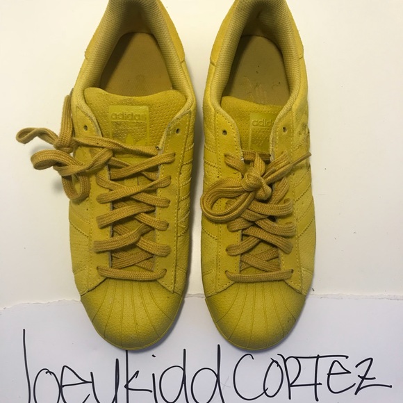 Both size 9.5 - Picture 7 of 8